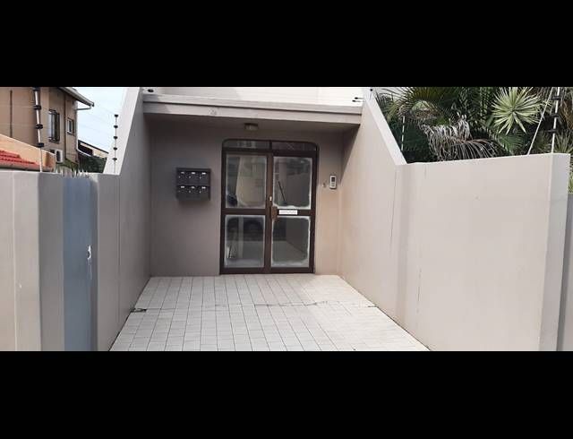 2 BEDROOM FLAT RENTED IN MORNINGSIDE